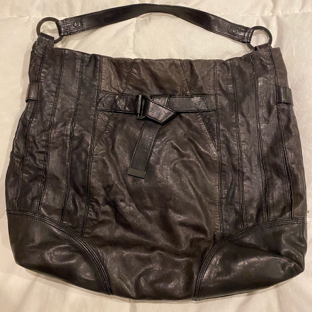 Andrew Marc black leather purse